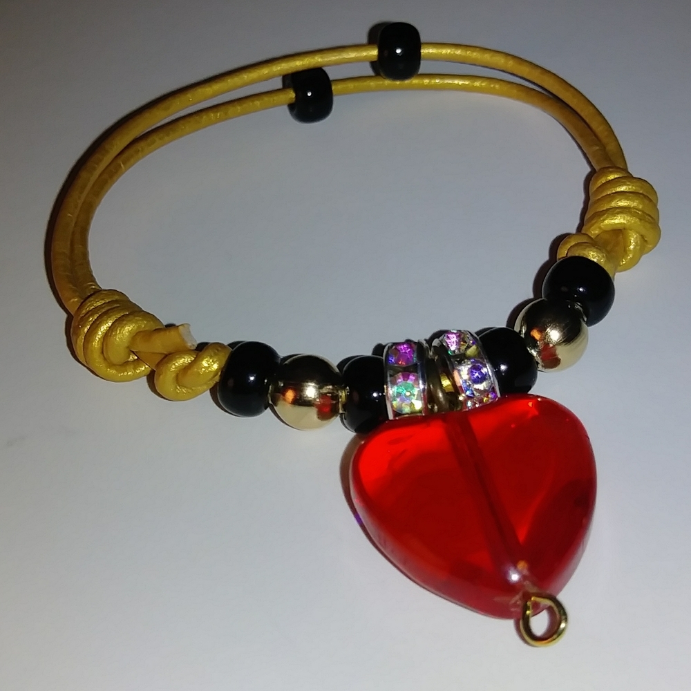 🆕Red Heart Bracelet NWOT